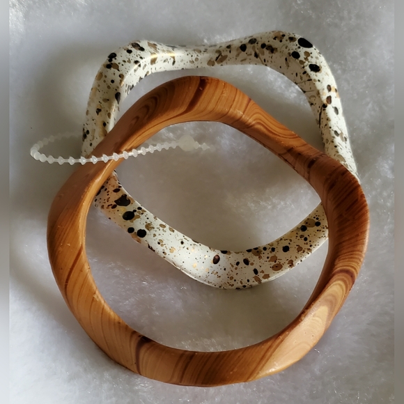 Vtg. Wooden Bangle Bracelets - Picture 2 of 4